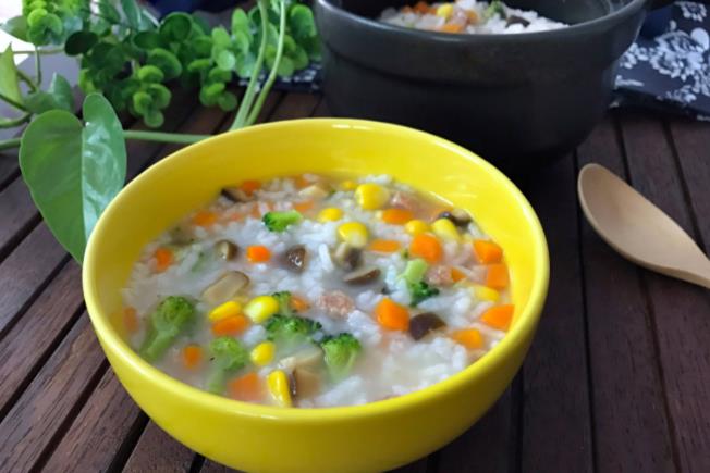 三米粥铺加盟