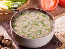 开三米粥铺挣钱吗？