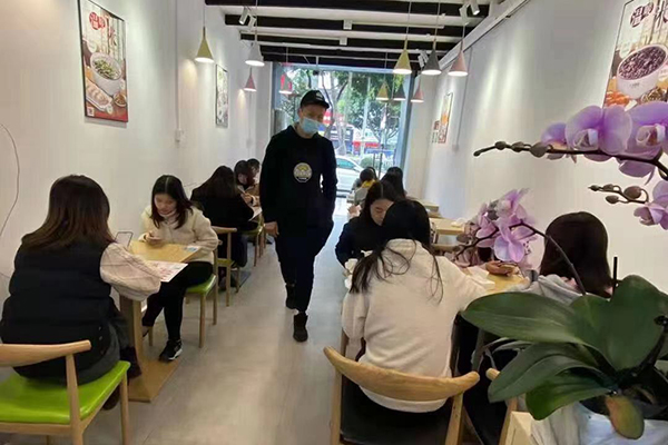 三米粥铺加盟